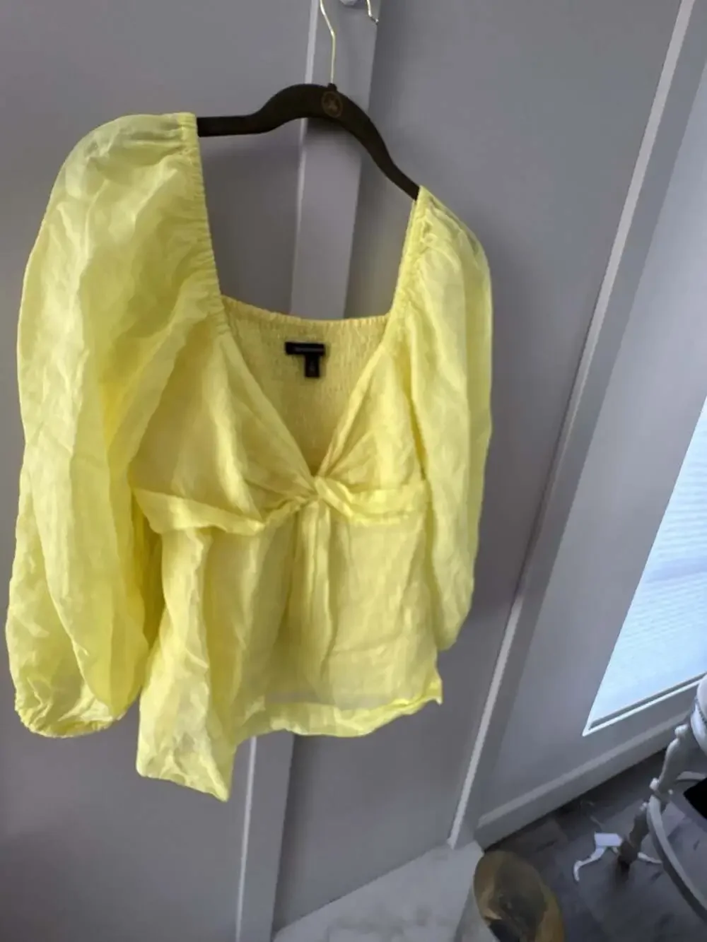 Banana Republic Yellow Twisted Front Puff Sleeve Smocked Square Neck Blouse